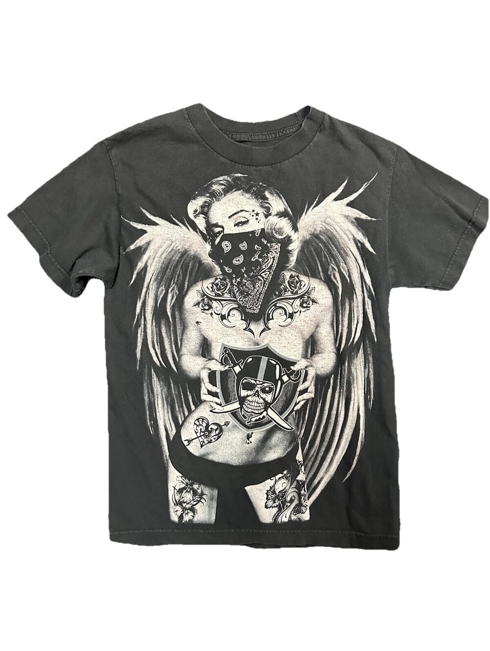 Y2K Tattoo Angel Marilyn Monroe Raiders Style Graphic T Shirt YXL Adult XSmall